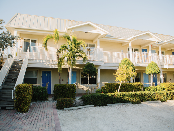One Bedroom Vacation Rental  Beach Access Across Street!